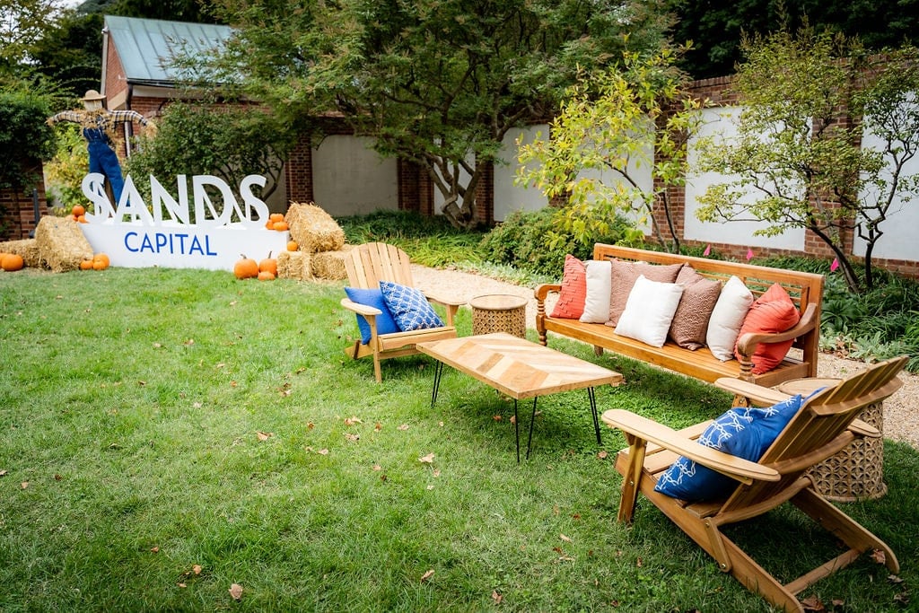 sands capital logow in the garden near the furniture